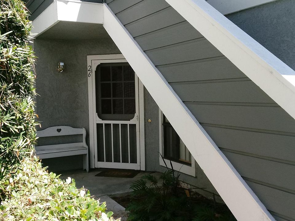 1st image of 26 Cambria Ln #38