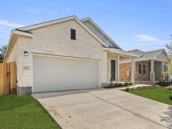 4th image of 1317 Blue Oak Blvd