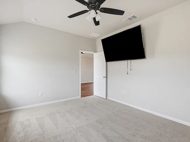 103 Hamilton Pool Ln — Photo 11