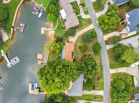 5th image of 21308 Norman Shores Dr