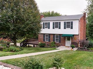 29 Lynncrest Cir, Cecil, PA 15321