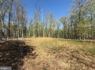 56 Leisure Ln, Berkeley Springs, WV 25411