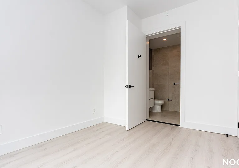 344 Lorimer St #4A — Photo 20