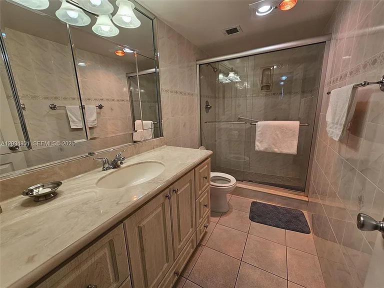 1980 S Ocean Dr #6J — Photo 22