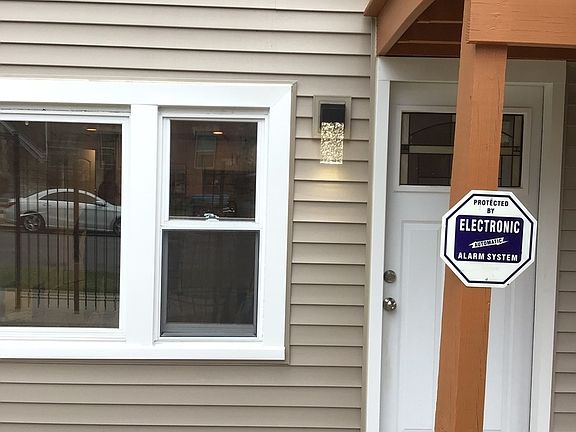 2nd image of 7238 S California Ave