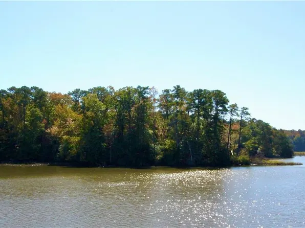 117 Northpoint Dr, Williamsburg, VA 23185