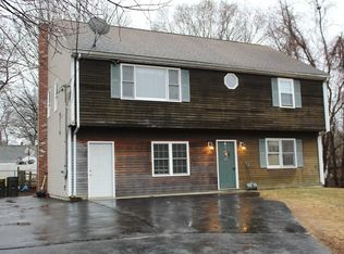 70 Essex St, Bellingham, MA 02019