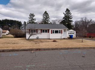 19 Jerilis Dr, Springfield, MA 01119