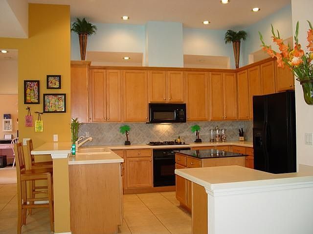 1st image of 16341 Heathrow Dr
