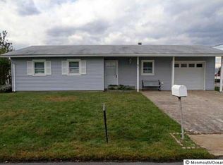 817 Anchor Dr, Forked River, NJ 08731