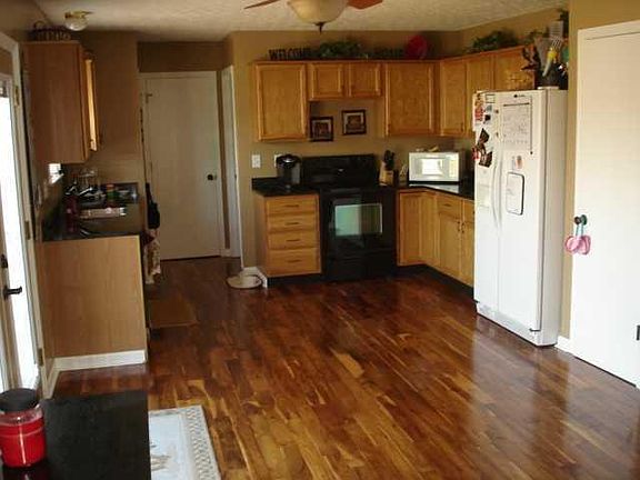 5th image of 154 Hollybrook Ct