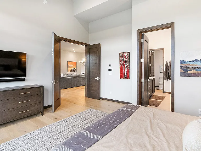 140 Monitor Dr — Photo 11