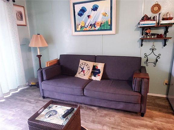 5th image of 3938 Surfside Blvd Unit 1123