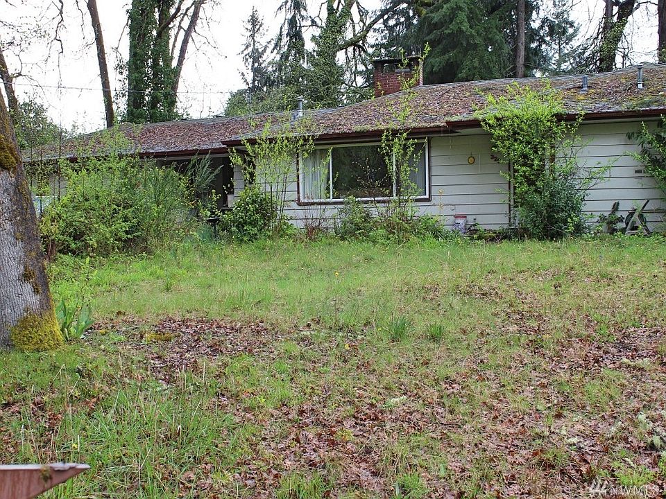 1st image of 329 Hixon Dr SE