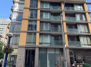 18 Yorkville Ave #405, Toronto, ON M4W 3Y8