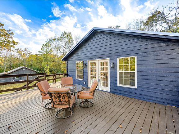 3rd image of 235 Michelle Ln