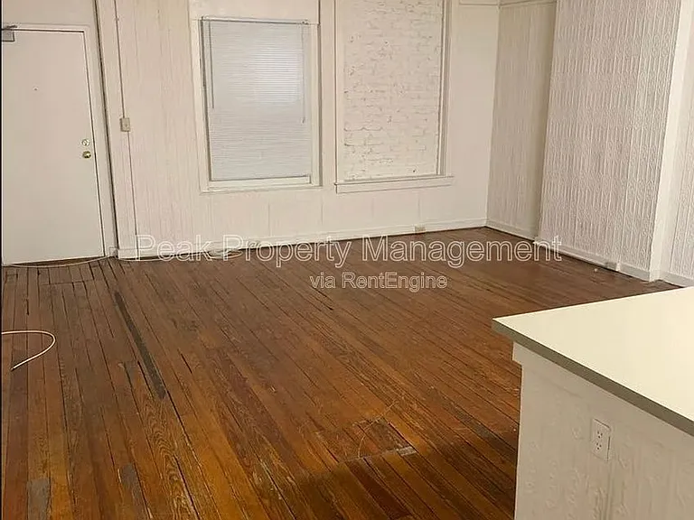 308 W Broad St #C — Photo 7