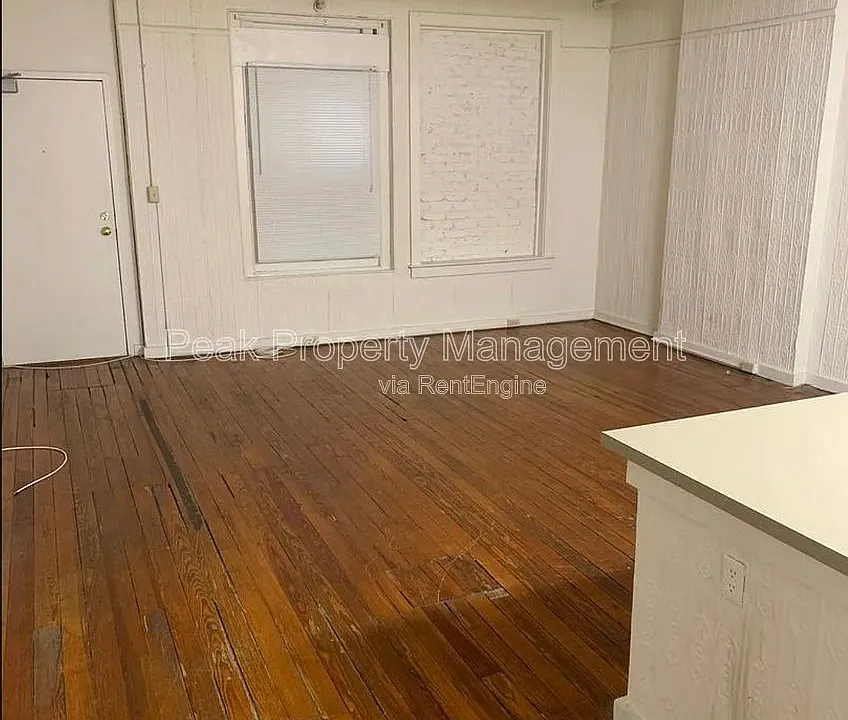 308 W Broad St #C