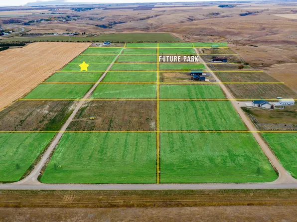 687 Harmony Loop, Hazen, ND 58545