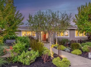 1901 Golden Way, Mountain View, CA 94040