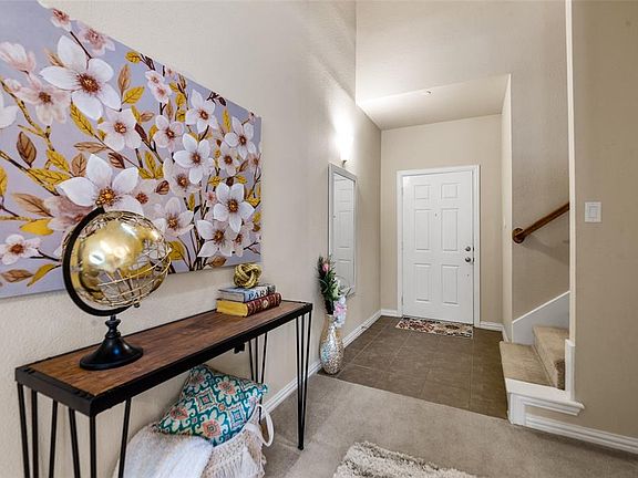 3rd image of 3615 Bluesage Ln