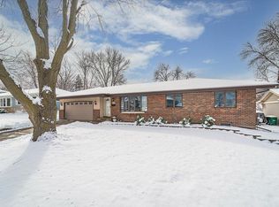 8409 33rd Ave N, Crystal, MN 55427