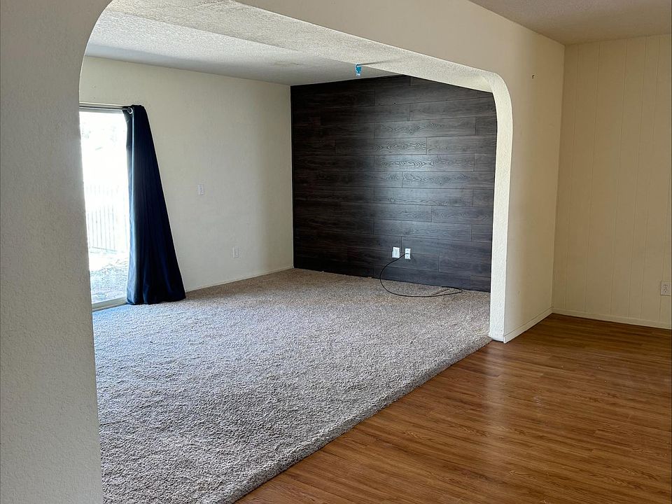 2nd image of 630 Aquamarine Dr