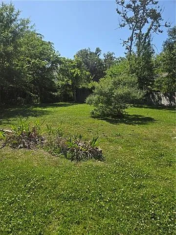 2130 Jefferson St — Photo 5