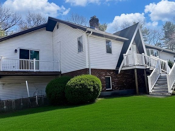 2nd image of 5 Flintlocke Rd