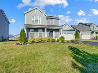 118 Bentley Dr, Perrysburg, OH 43551