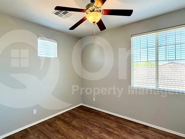 27297 N 172nd Ln — Photo 22