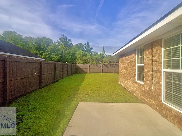 119 Grandview Dr — Photo 20