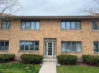 324 Center Ave APT 2, Sheboygan, WI 53081