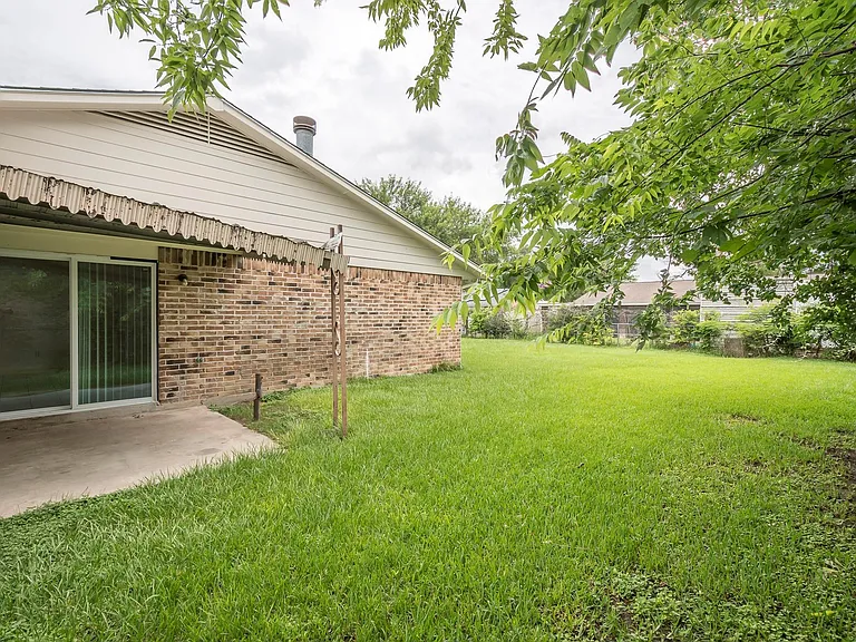 13402 T C Jester Blvd — Photo 16