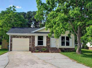 127 Heather Dr, Summerville, SC 29486
