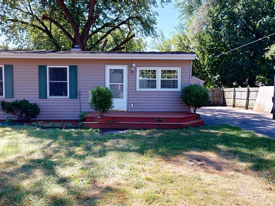1st image of 1001 Evans Ave
