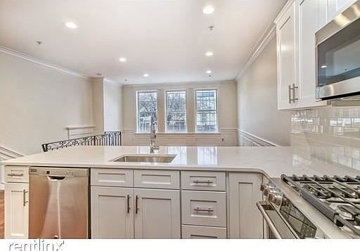 99 Baxter St. #1 Boston - South Boston Shared Unit Photo 5