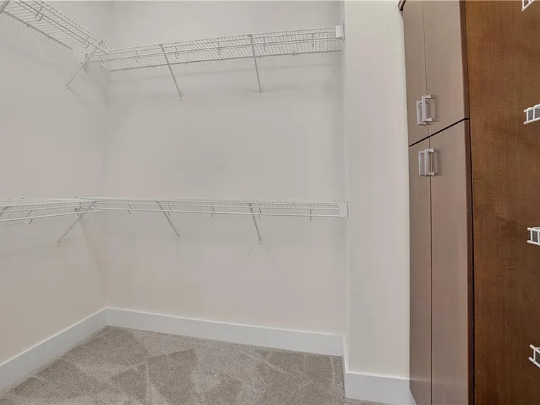 3228 Silver Lake Dr NE — Photo 41