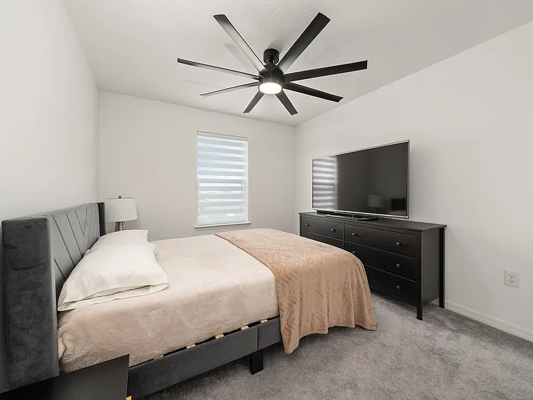 1202 Normandy Dr — Photo 17