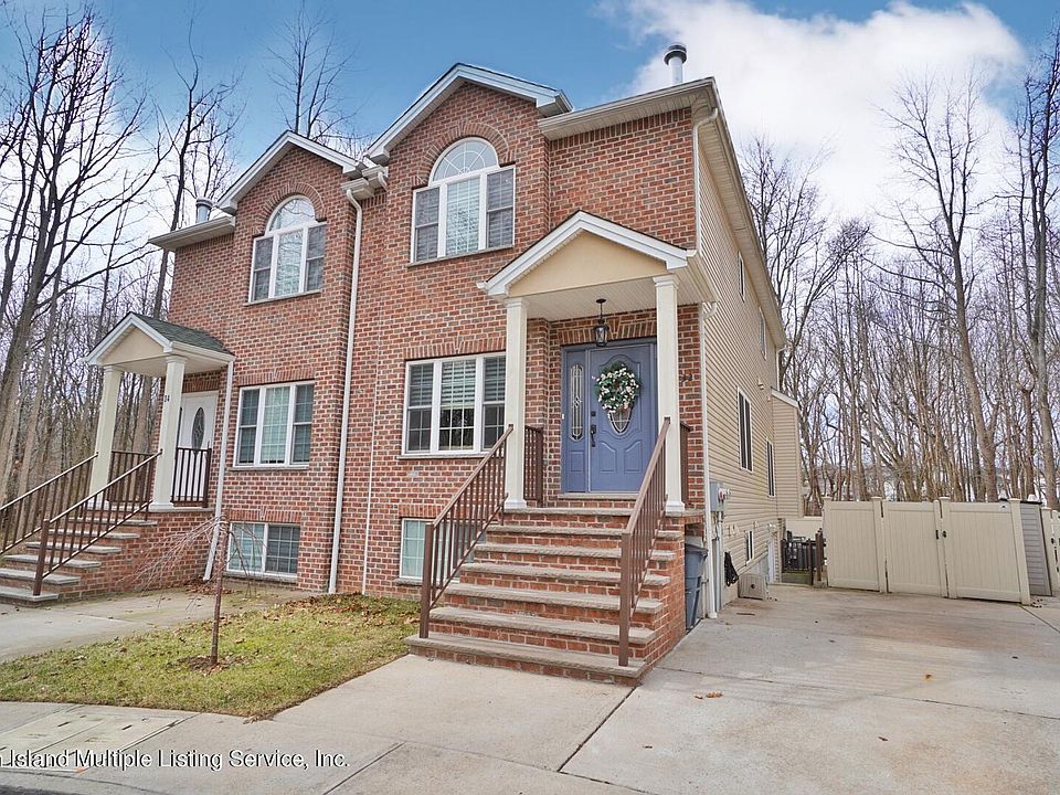 1st image of 32 Moreno Ct