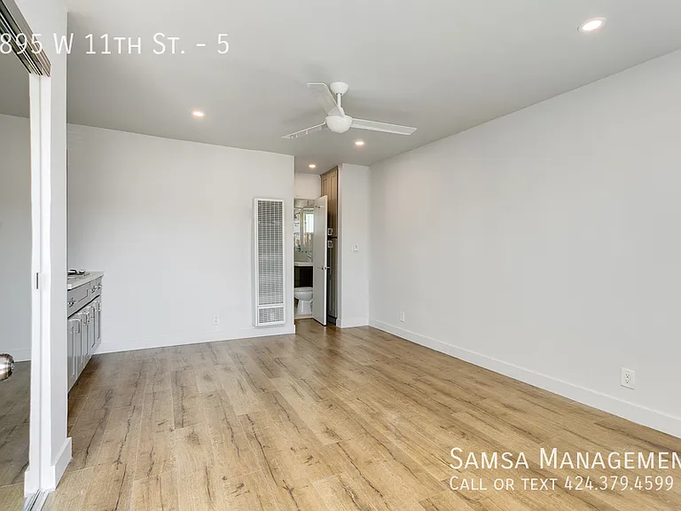 2895 W 11th St #5 — Photo 1