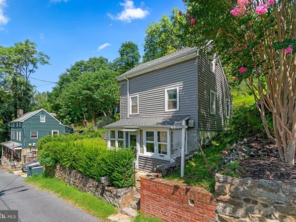 780 Hollow Rd, Ellicott City, MD 21043