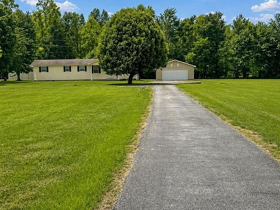 2nd image of 181 McQueary Rd