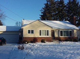 2075 Thornhill Dr, Akron, OH 44313