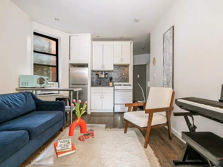 108 Stanton St #3B — Photo 4