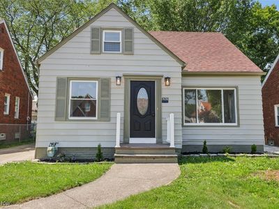 6303 Brownfield Dr, Parma, OH, 44129