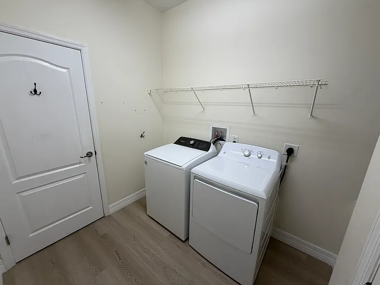 5914 Trieda Dr — Photo 24