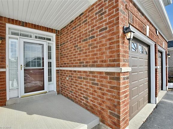 5th image of 63 Northwood Dr