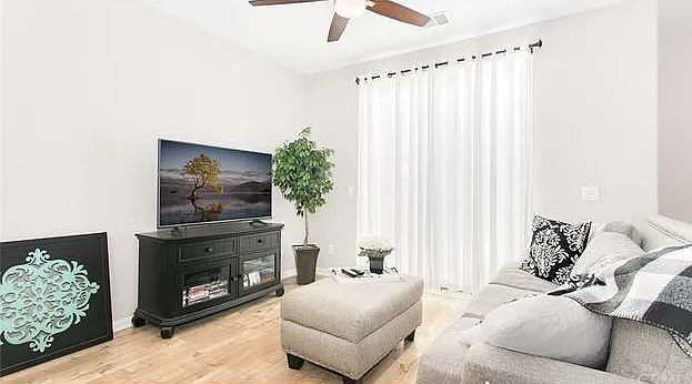 44111 Calle Luz — Photo 23