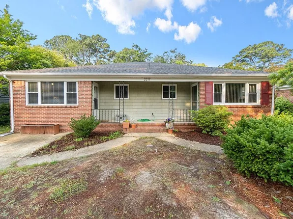 2217 Oak St, Virginia Beach, VA 23451